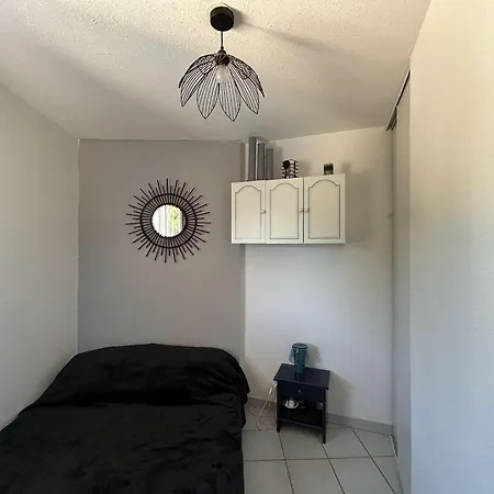 Appt 2 Pieces Climatise Avec Piscine Et Parking A Port Camargue - Fr-1-250-292 Apartment *