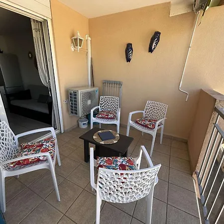 Appt 2 Pieces Climatise Avec Piscine Et Parking A Port Camargue - Fr-1-250-292 Apartment